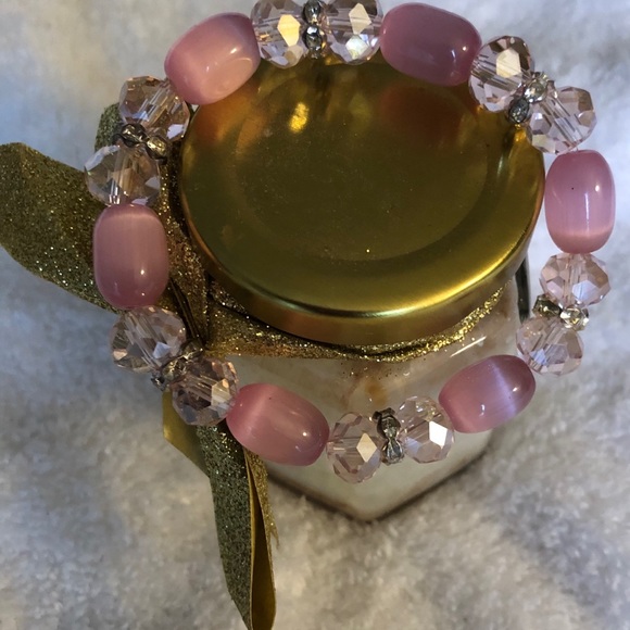 Beaded bracelet w/Jewelry bag - Picture 2 of 6